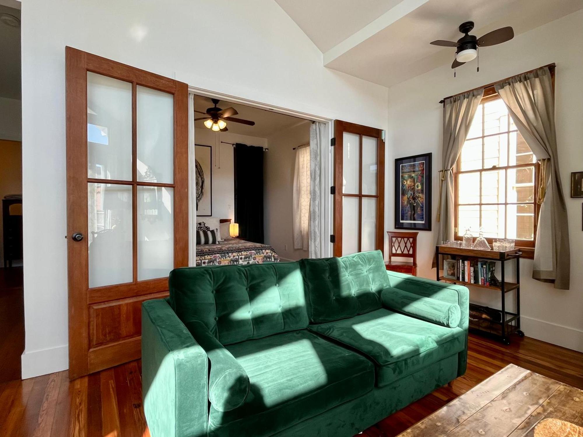 Auld Sweet Olive Bed And Breakfast 뉴올리언스 외부 사진