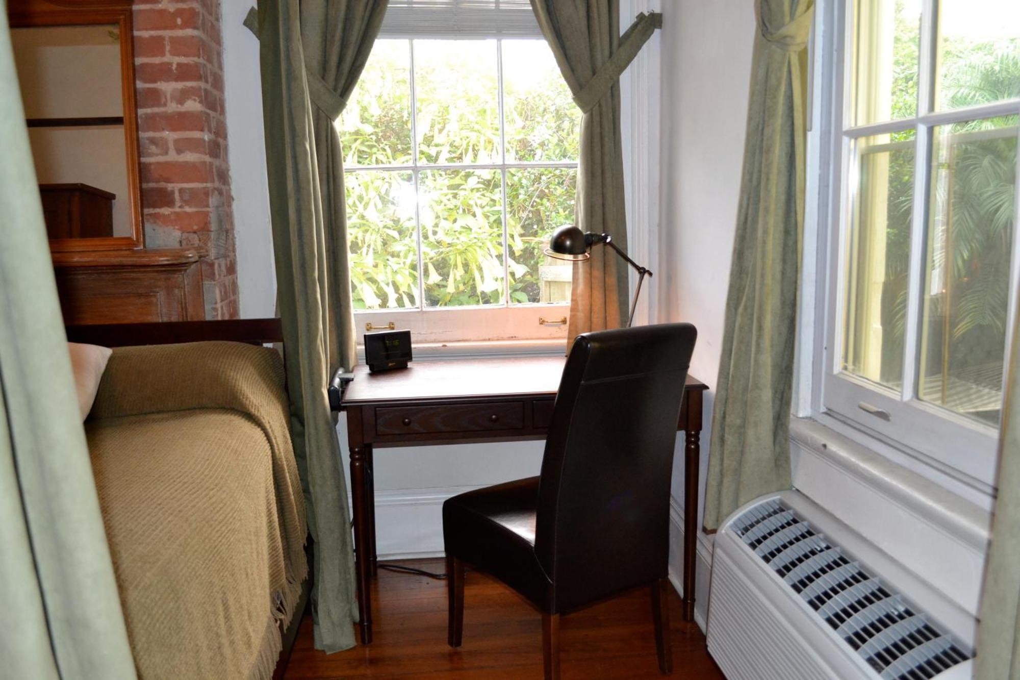 Auld Sweet Olive Bed And Breakfast 뉴올리언스 외부 사진